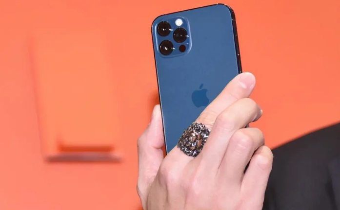 浦江苹果手机维修分享iPhone12系列重启方法教程 