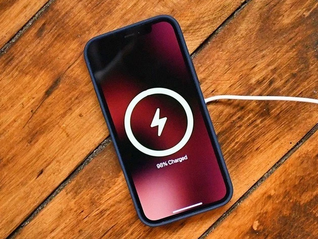 浦江苹果手机维修分享iPhone 12可以随便充电吗 